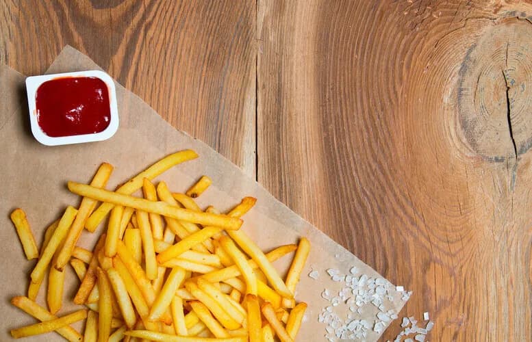 Jak długo smażyć frytki na oleju, aby były idealnie chrupiące? Jak długo smażyć frytki na oleju, aby były idealnie chrupiące?