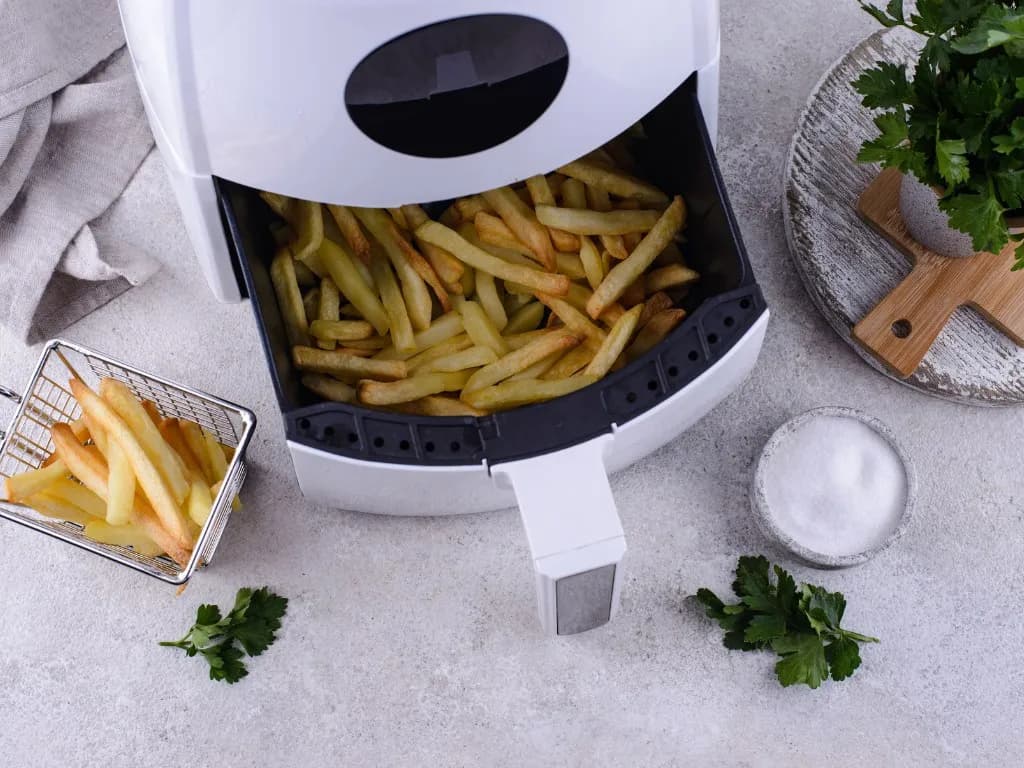 Jak zrobić frytki w frytkownicy beztłuszczowej Tefal bez zbędnych błędów Jak zrobić frytki w frytkownicy beztłuszczowej Tefal bez zbędnych błędów