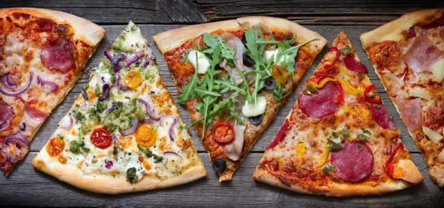 Z czym pizza domowa? Odkryj najlepsze dodatki i smaki Z czym pizza domowa? Odkryj najlepsze dodatki i smaki
